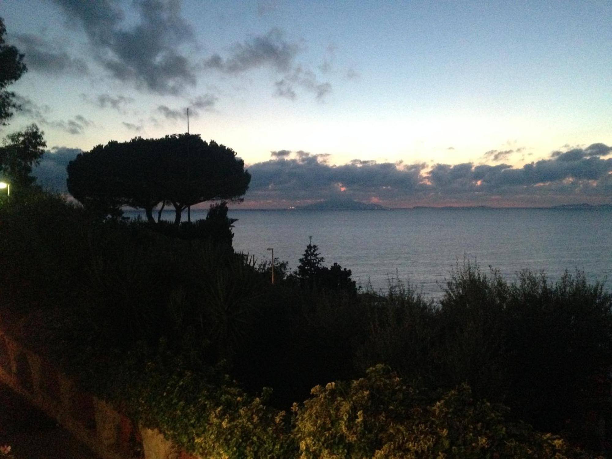 Bilocale Panoramico “Lo Sguardo” Apartment Massa Lubrense Luaran gambar